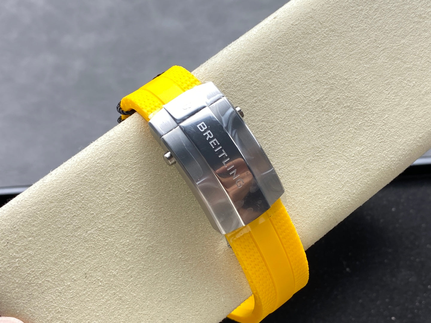 Breitling-49