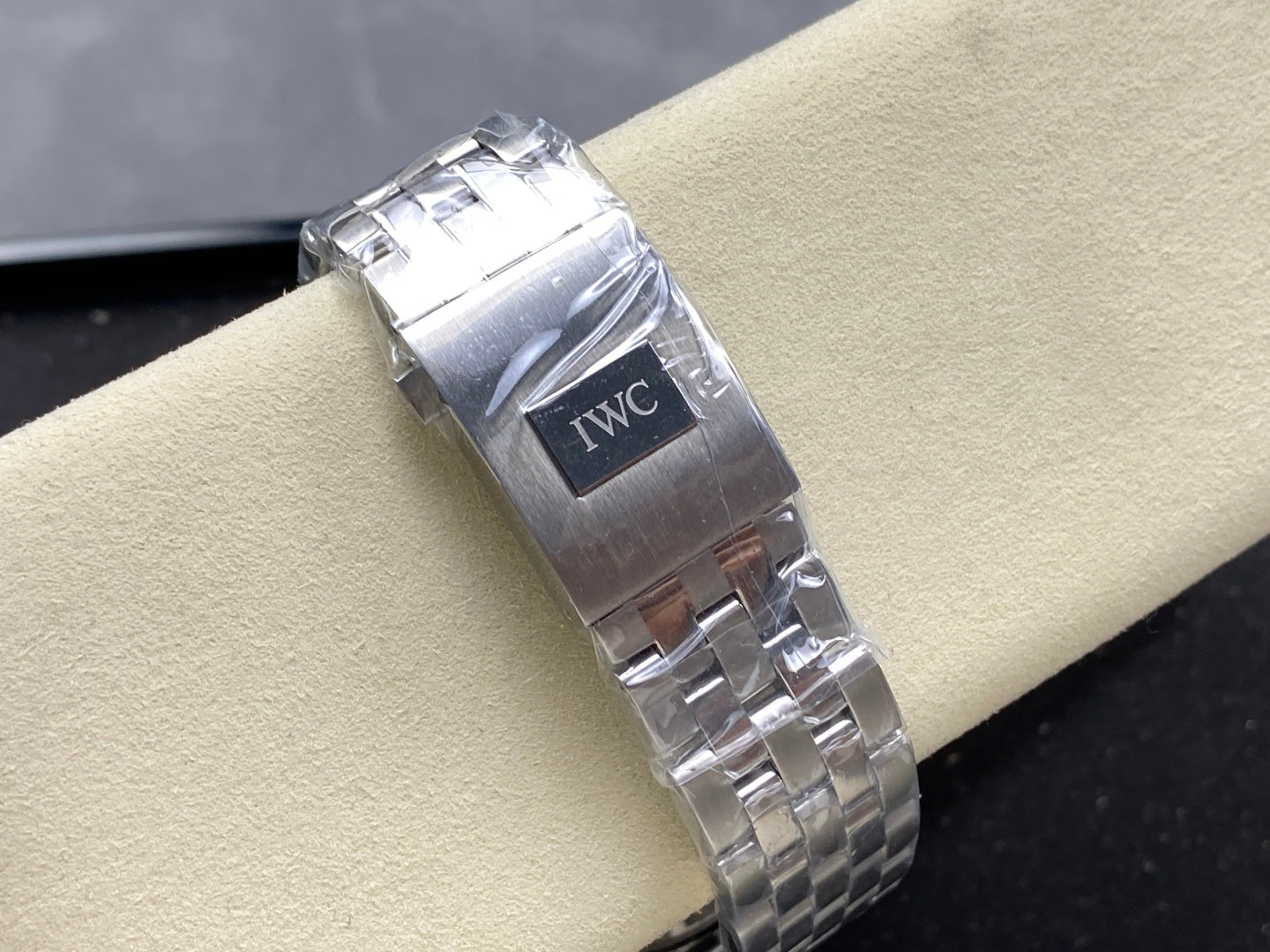IWC-10