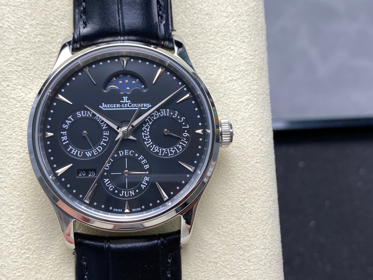 Jaeger-LeCoultre-10