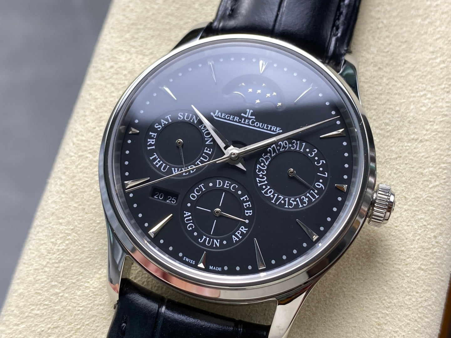 Jaeger-LeCoultre-10