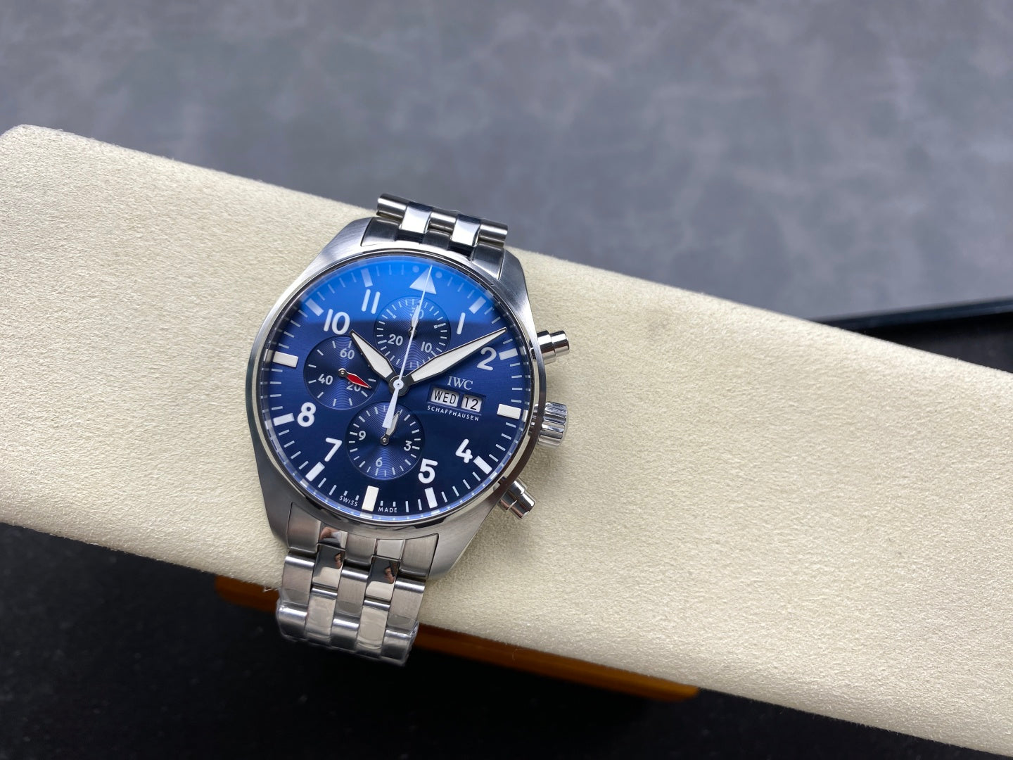 IWC-10