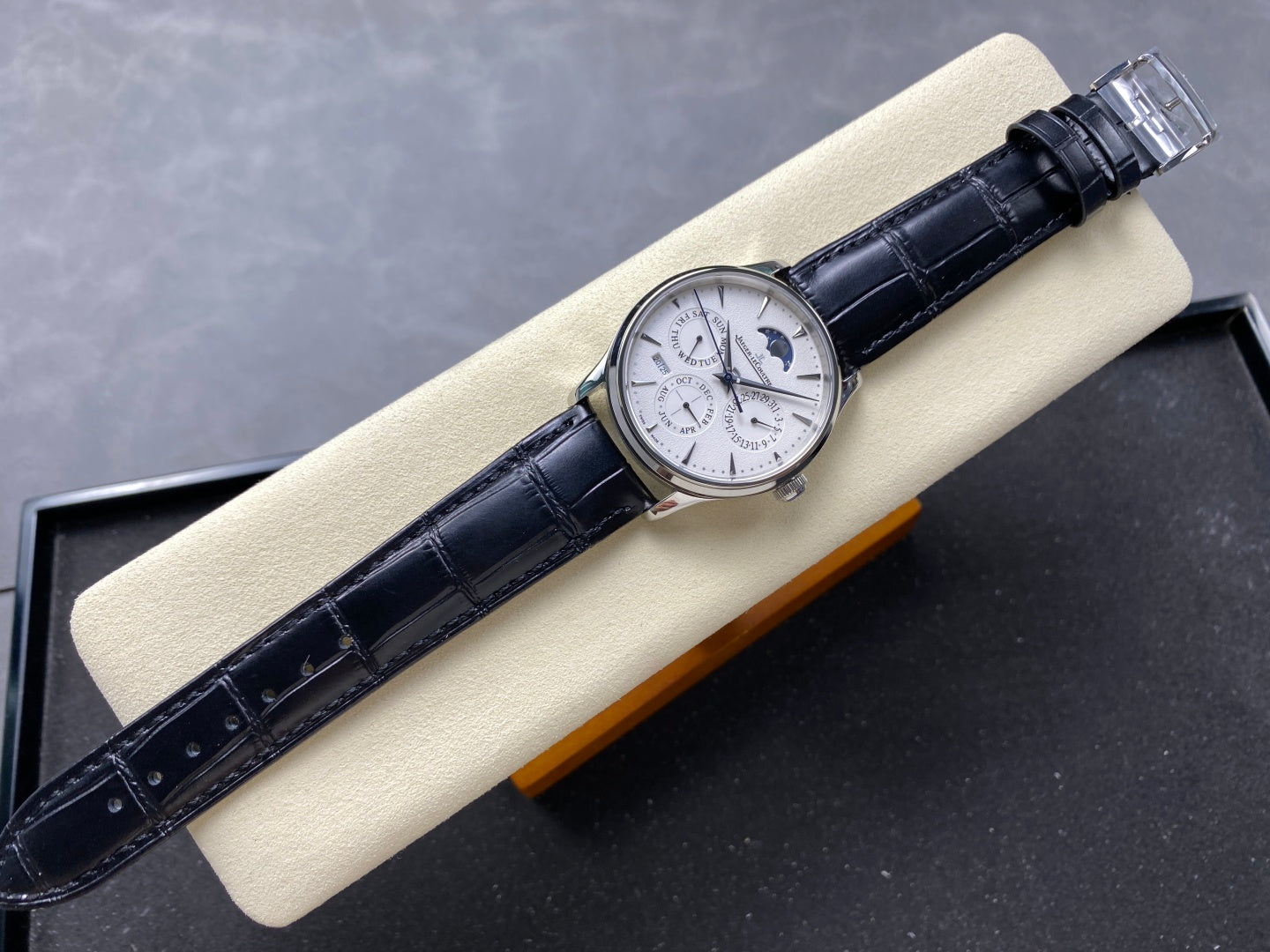 Jaeger-LeCoultre-11