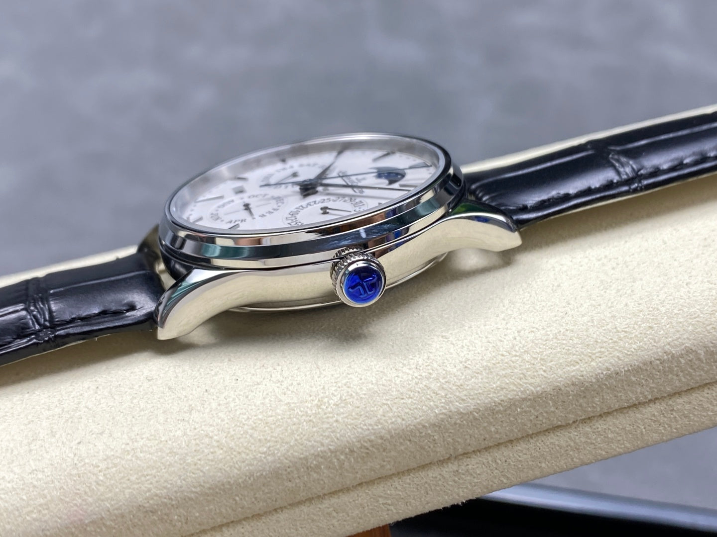 Jaeger-LeCoultre-11