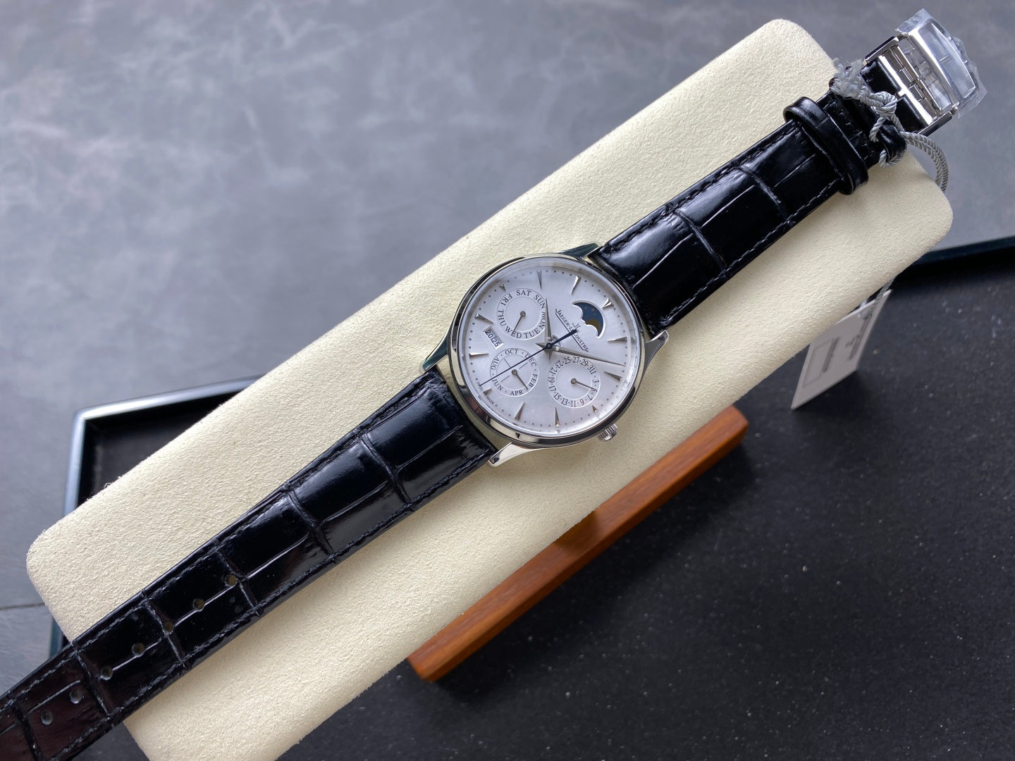 Jaeger-LeCoultre-12