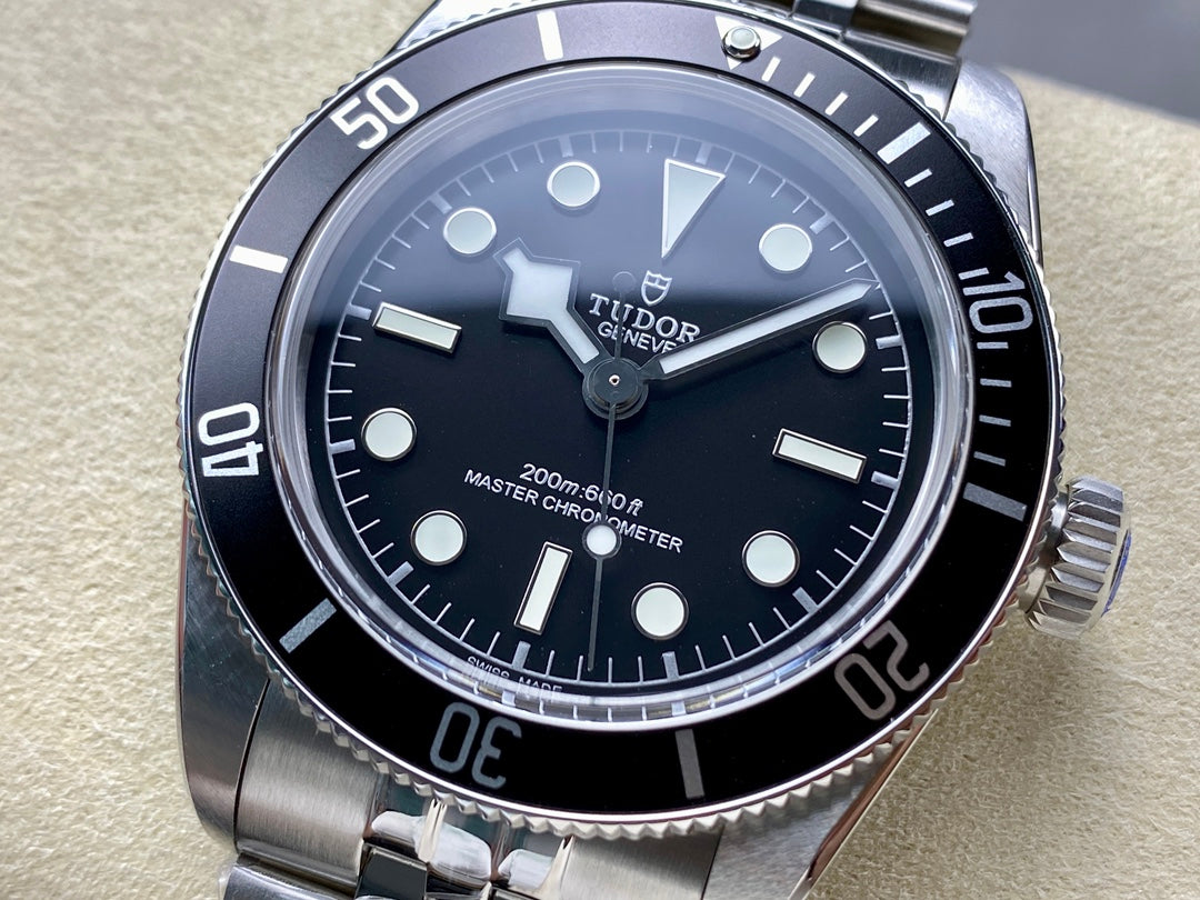 TUDOR-15