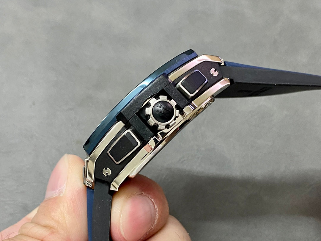 HUBLOT-18