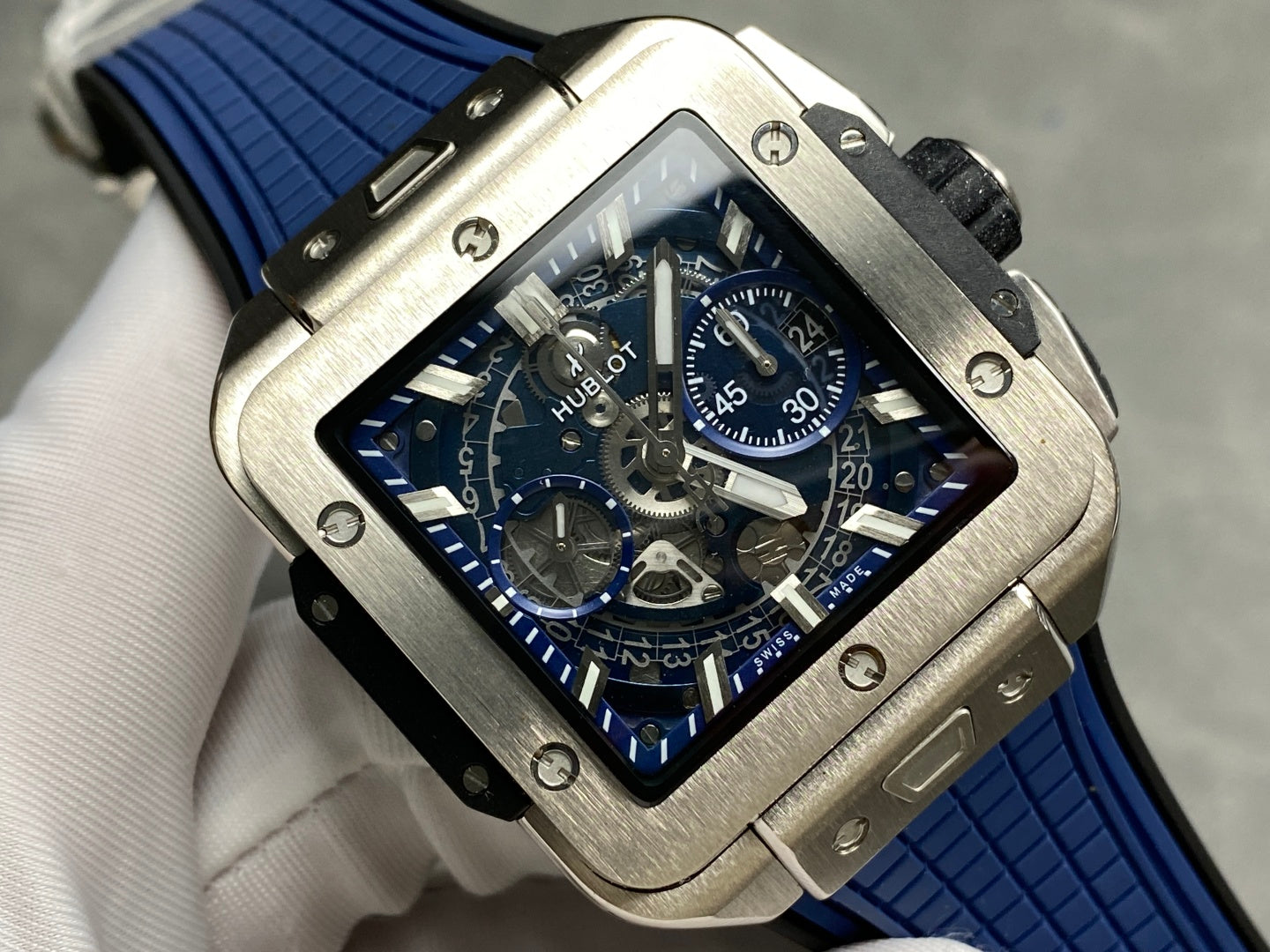 HUBLOT-1