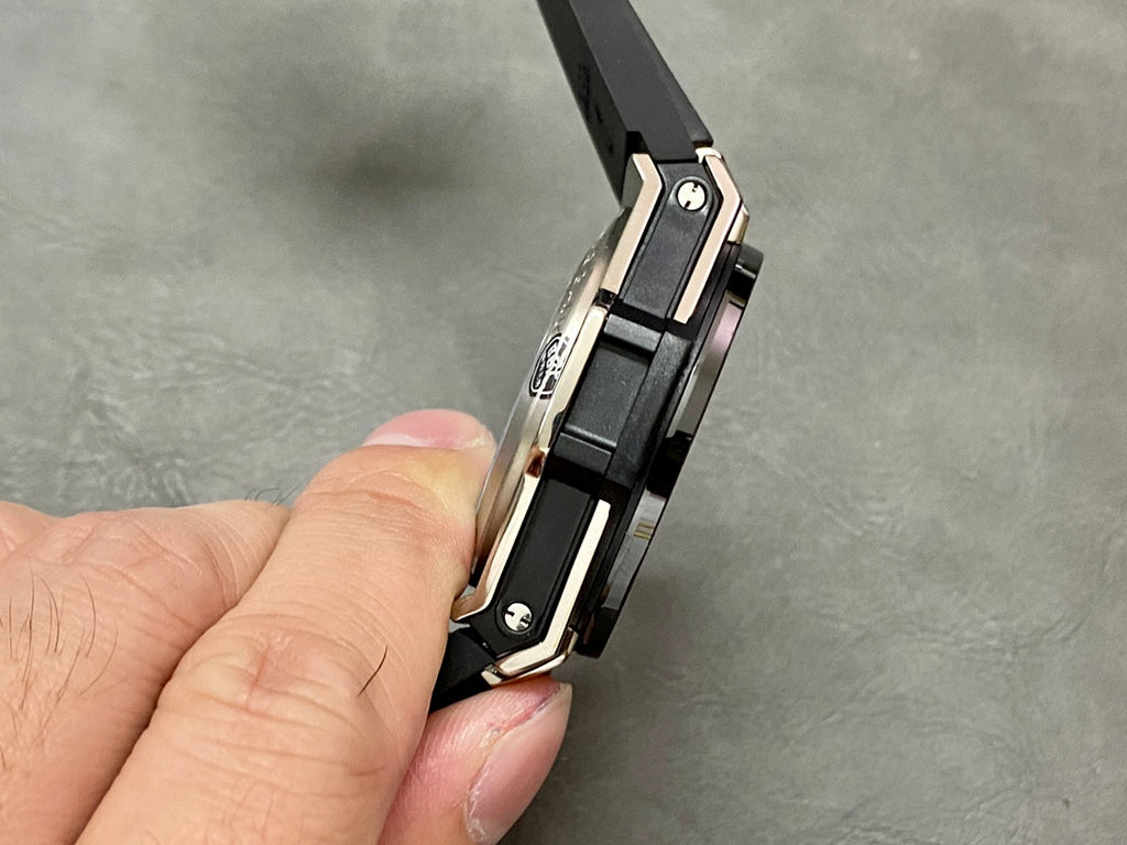 HUBLOT-24