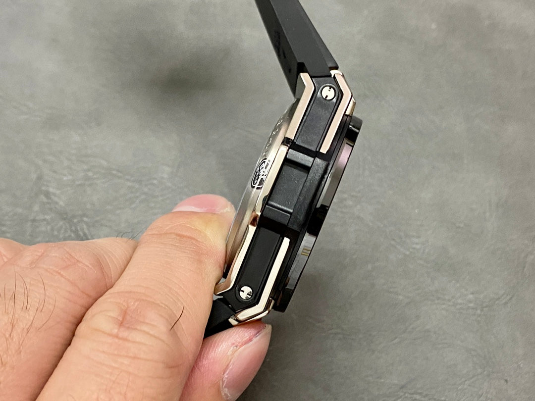 HUBLOT-24