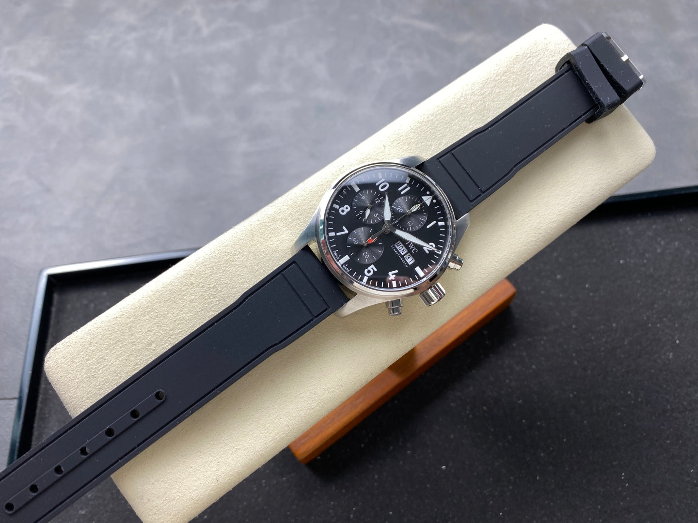 IWC-25