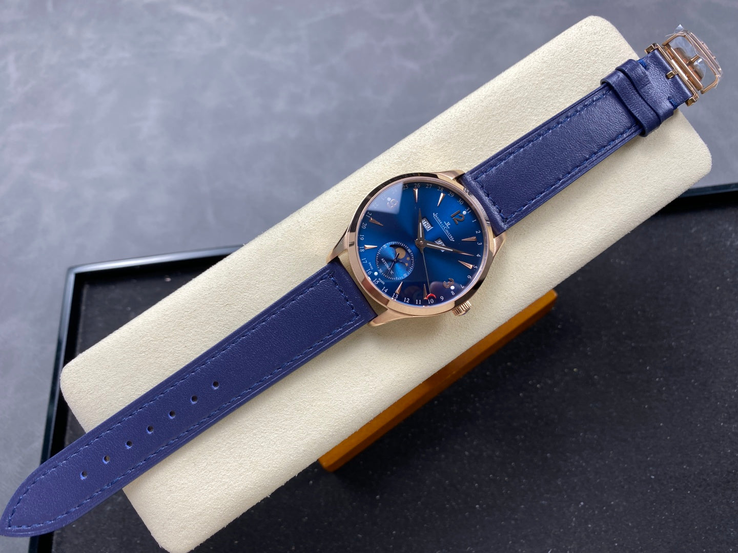 Jaeger-LeCoultre-2