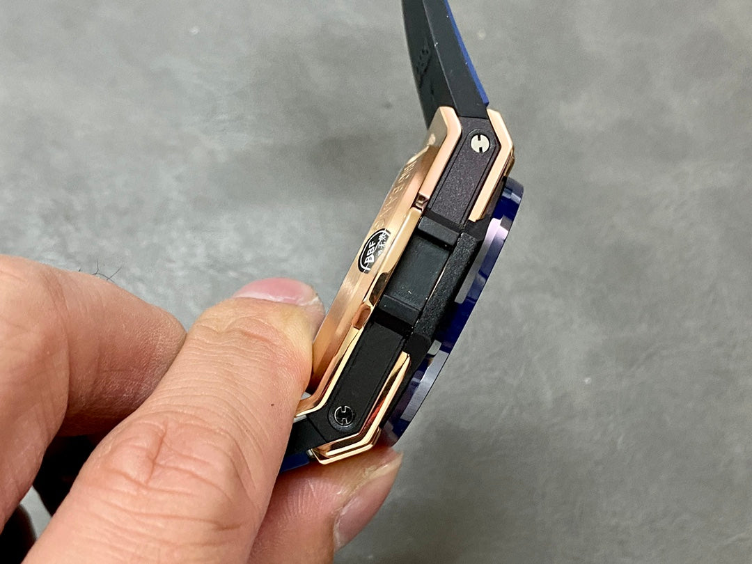 HUBLOT-36