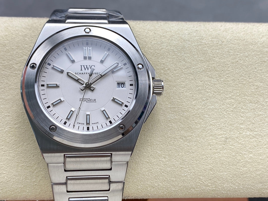 IWC-52