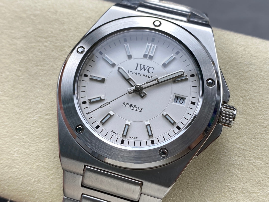 IWC-52