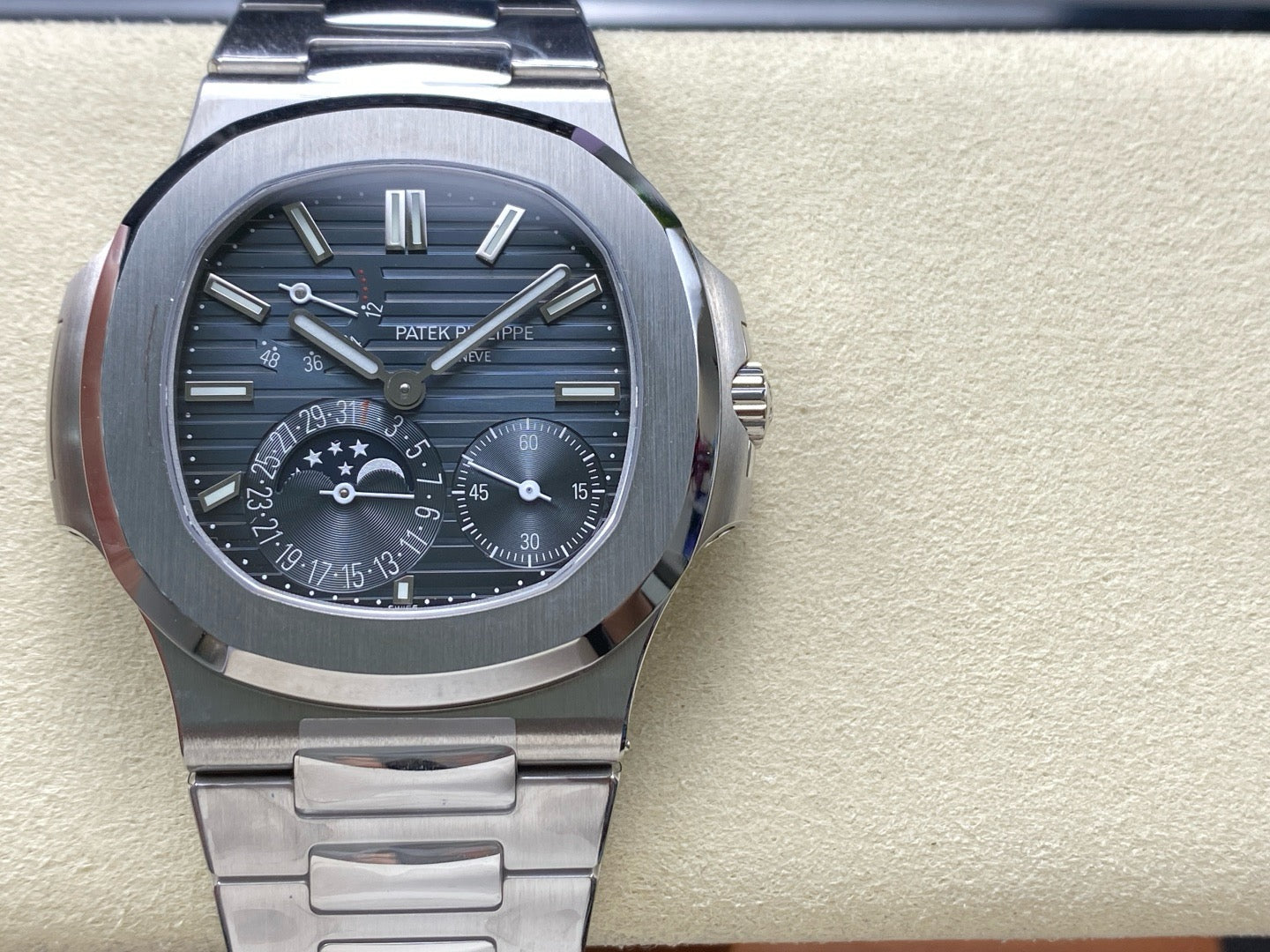 Patek Philippe-5
