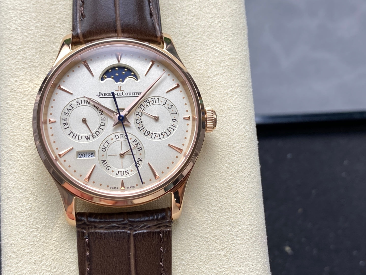 Jaeger-LeCoultre-6