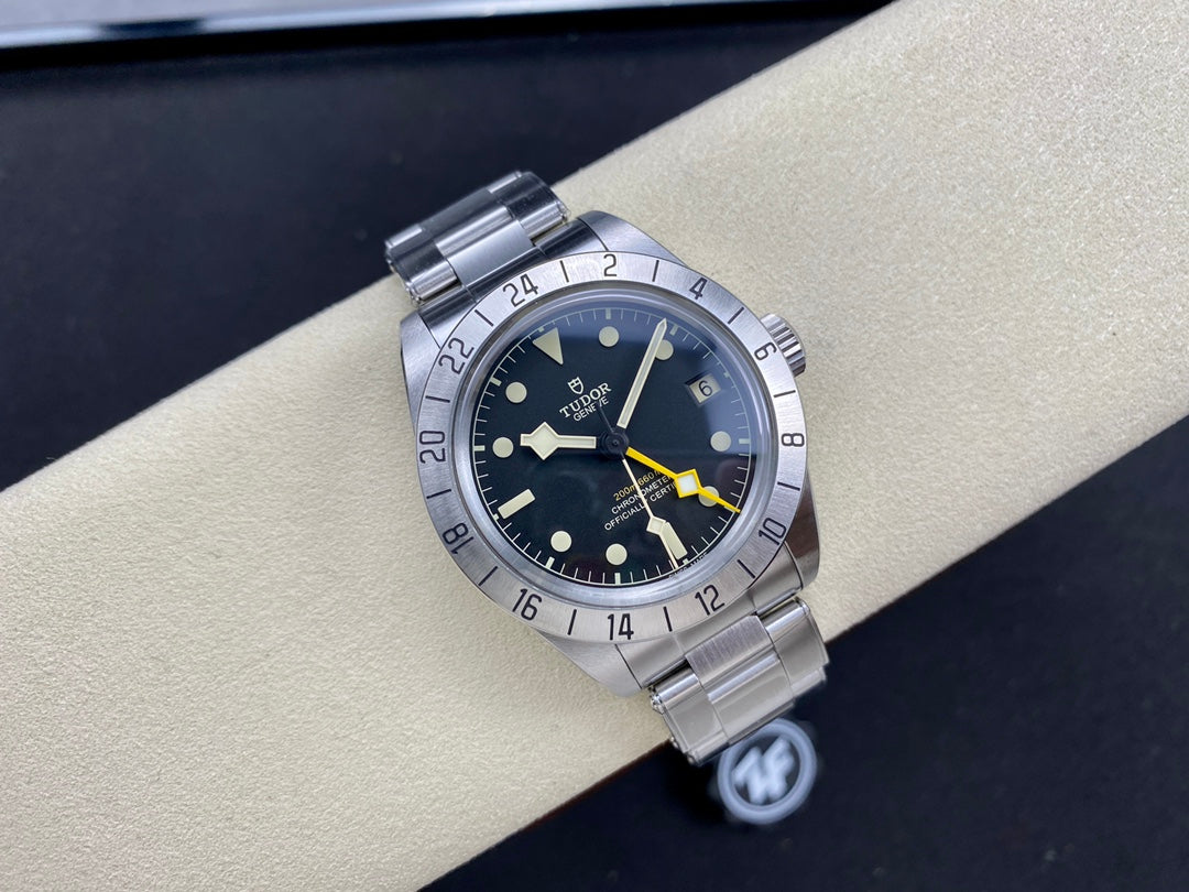 TUDOR-8