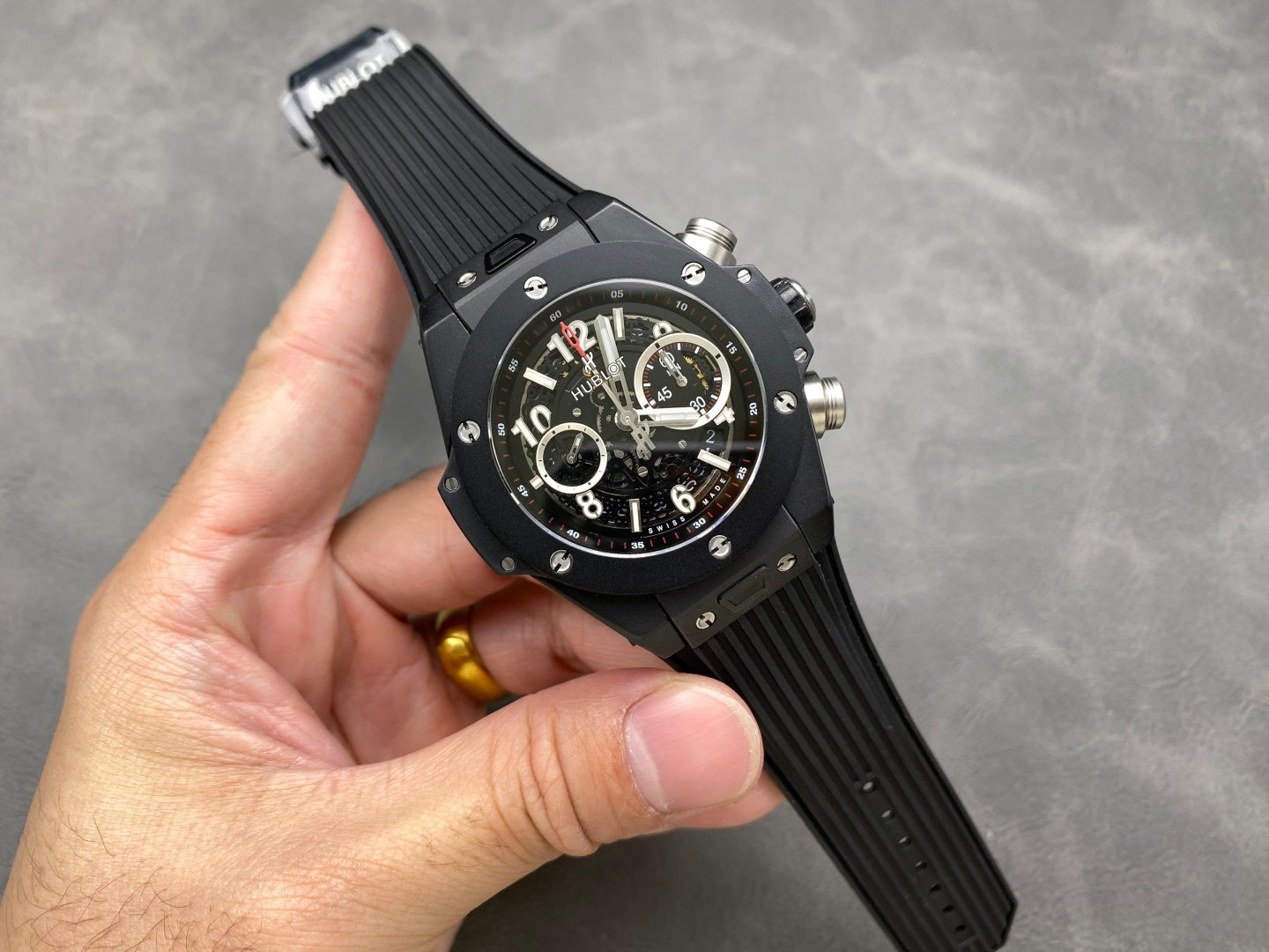 HUBLOT-9