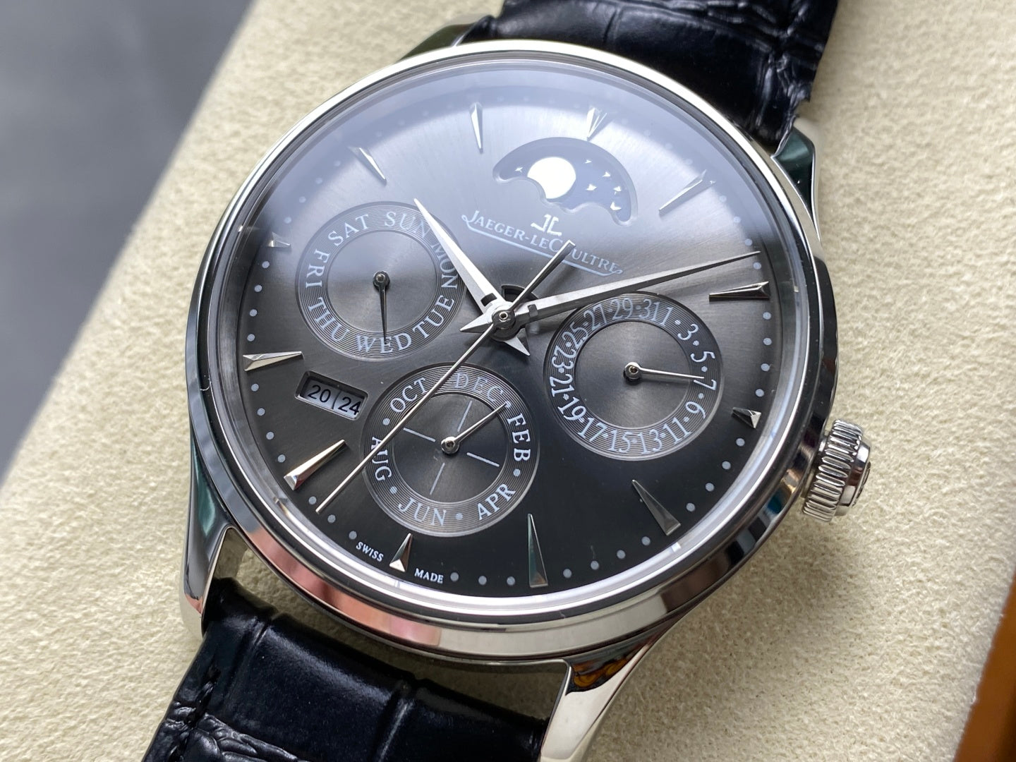 Jaeger-LeCoultre-9