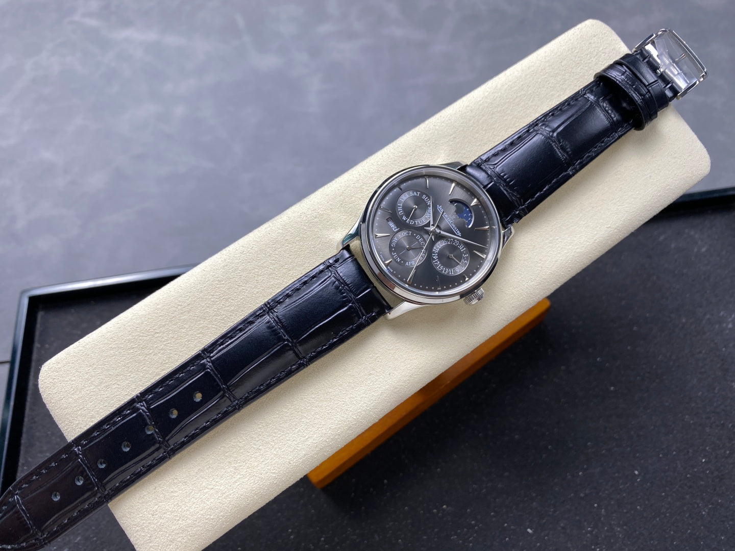 Jaeger-LeCoultre-9
