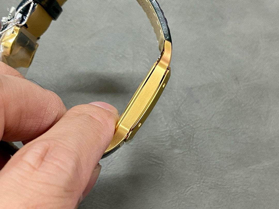 Cartier-12